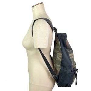 Sanctuary Came backpack